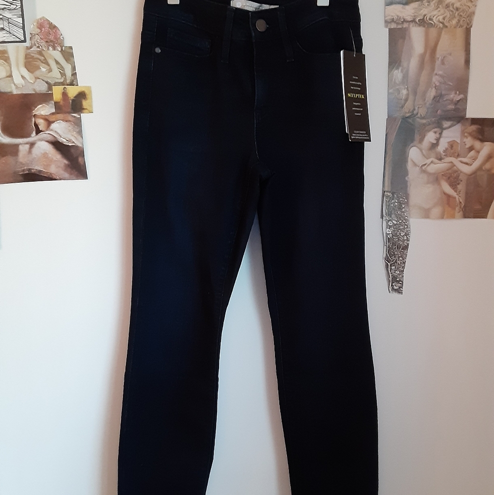 Brand new sculpture denim